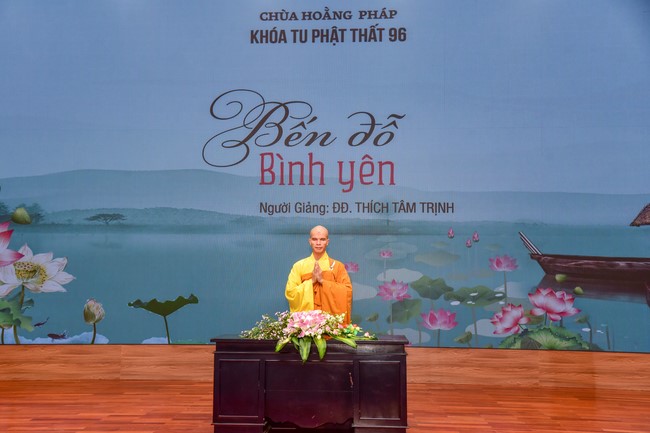 Dharma Talk “Peaceful place to stop ” – The 96th Seven-Day Retreat